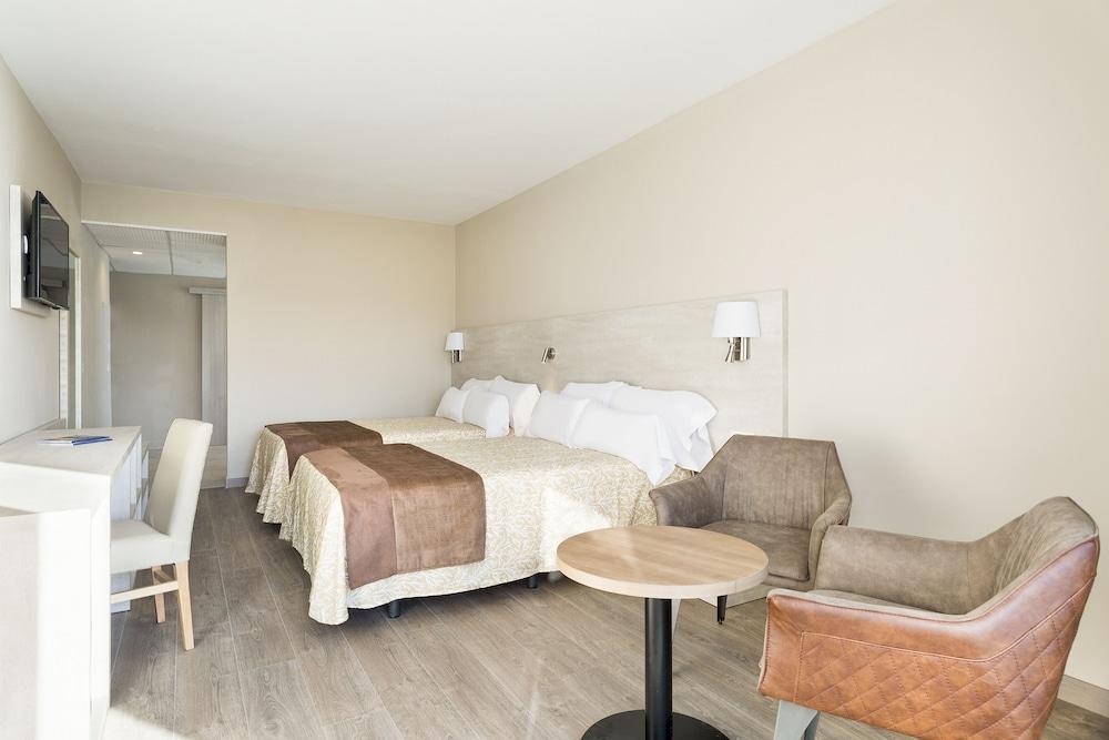 Hotel Best Punta Dorada 萨洛 外观 照片